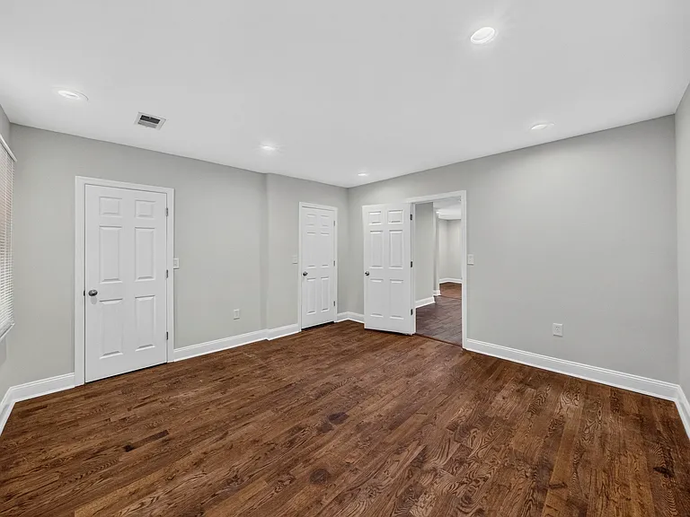 130 Lincoln Ave #2 — Photo 15