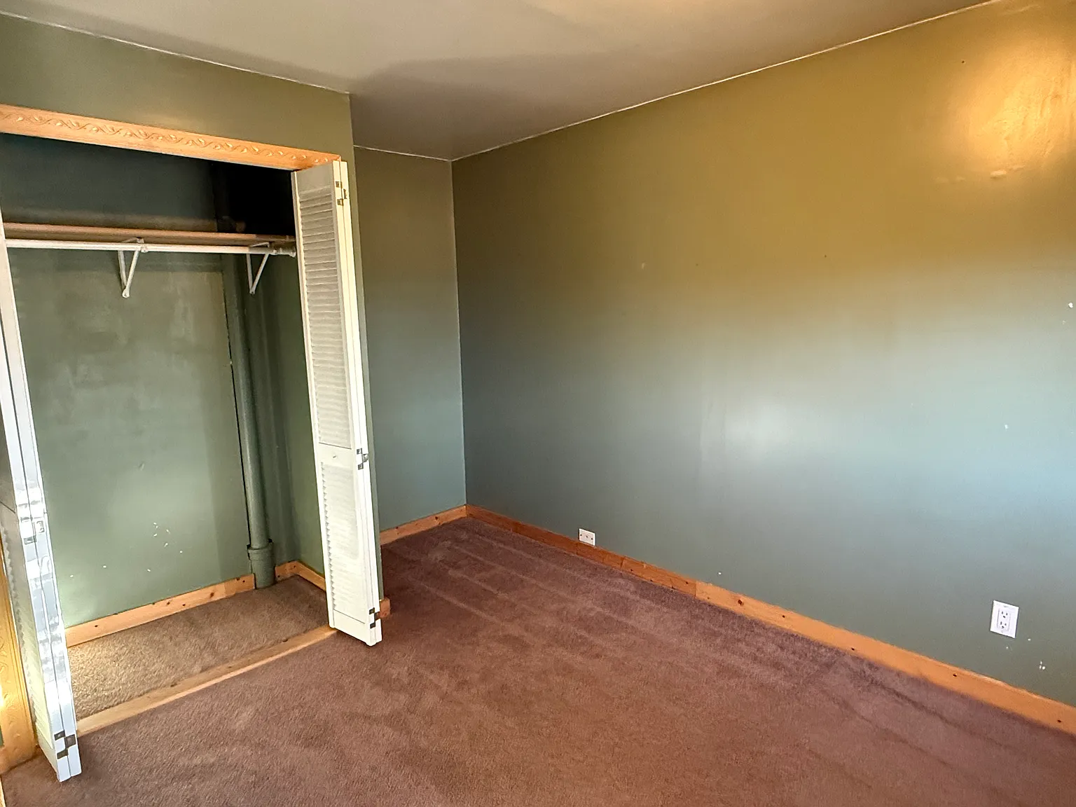3 bed, 1276 sqft, $1,650 — Photo 2