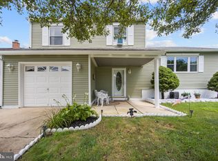 237 Tinsley Ct, Newark, DE 19702