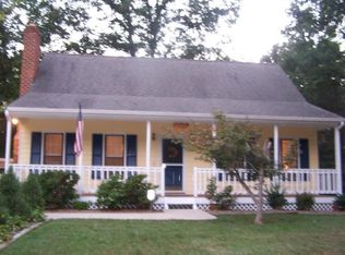 8706 Sunset Knoll Rd, North Chesterfield, VA 23237