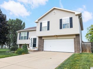 6331 N 128th St, Omaha, NE 68164