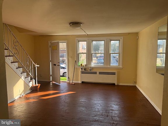 3rd image of 241 E Howell St