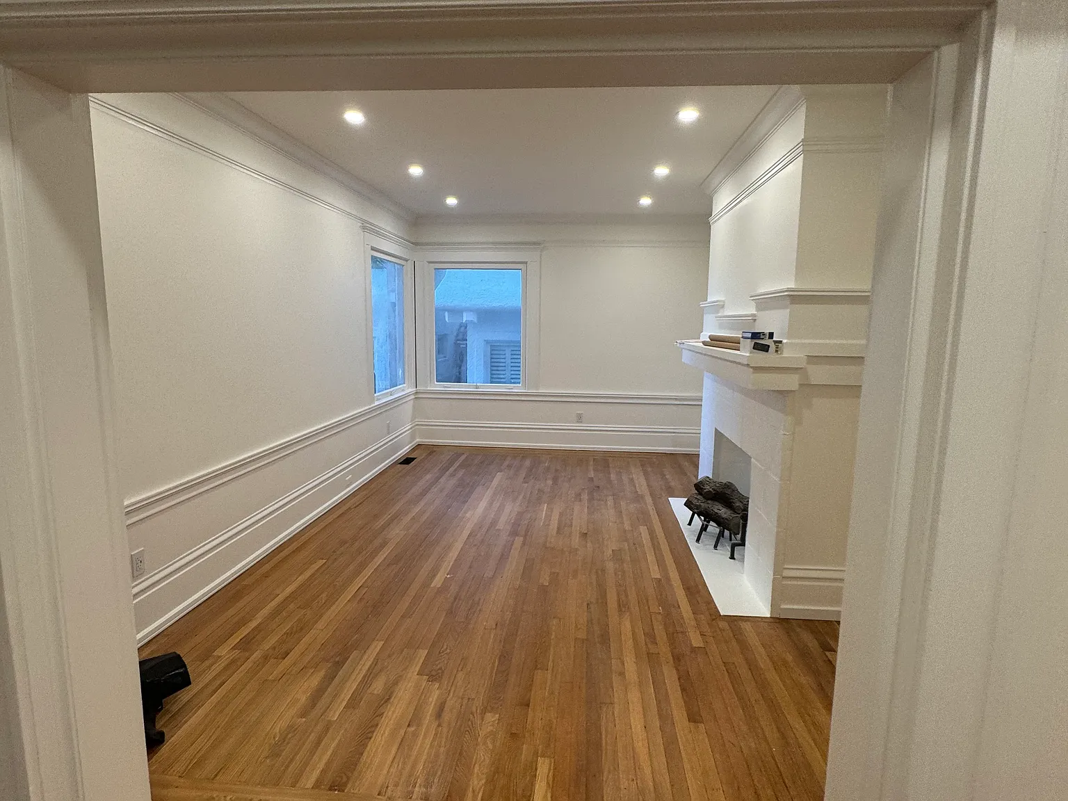 2 bed, 1500 sqft, $9,600 — Photo 3