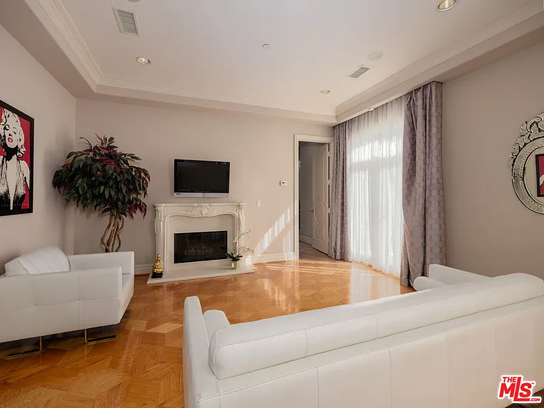 18047 Karen Dr — Photo 26