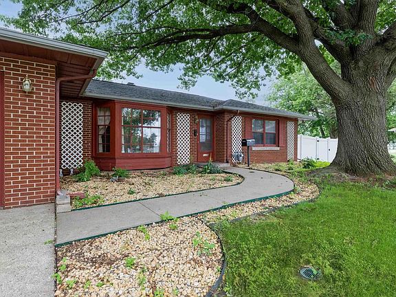 3rd image of 1136 Bobetta Ct