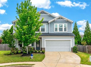 215 Meadows Ct, Woodstock, GA 30189