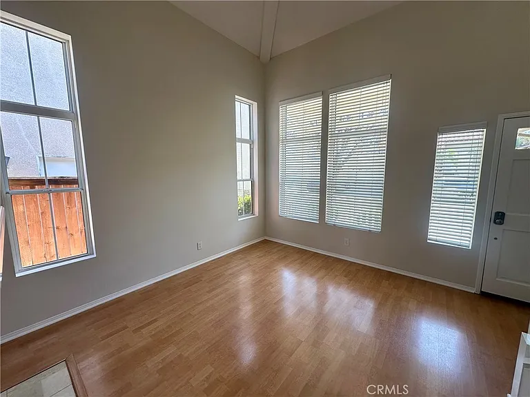 23 Tanglewood Ln — Photo 3