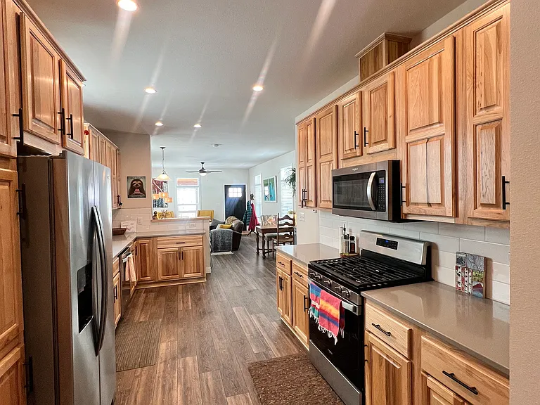 116 Westwoods Dr #A — Photo 2