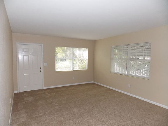 4th image of 3301 W Ellicott St