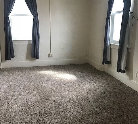 3rd image of 321 S Montezuma St #323-A