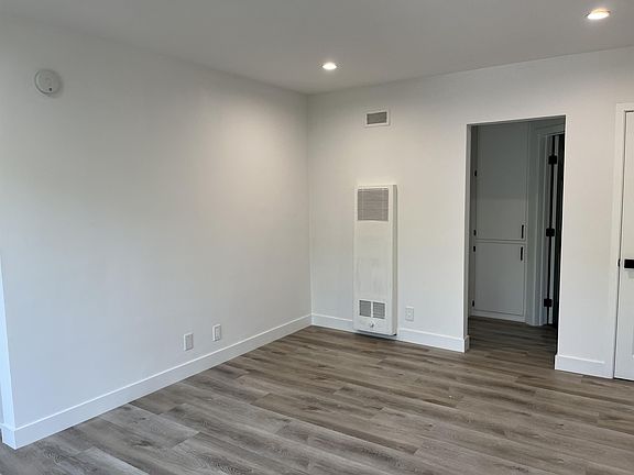 2nd image of 6033 Barton Ave