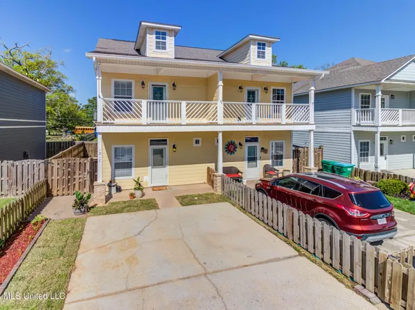 1317 Foxwood Pl, Gulfport, MS 39507