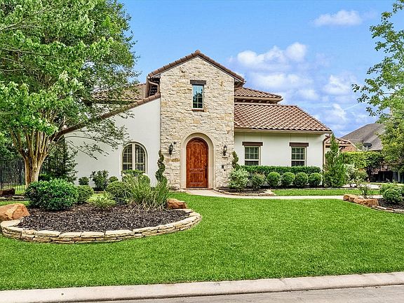 3rd image of 19 Paloma Bend Pl