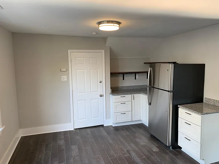 1419 Locust St #3 — Photo 14