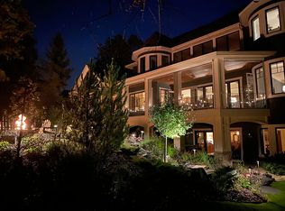 6915 Lucy Ridge Ln, Chanhassen, MN 55317