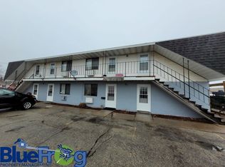 1914 Division St #15, New London, WI 54961