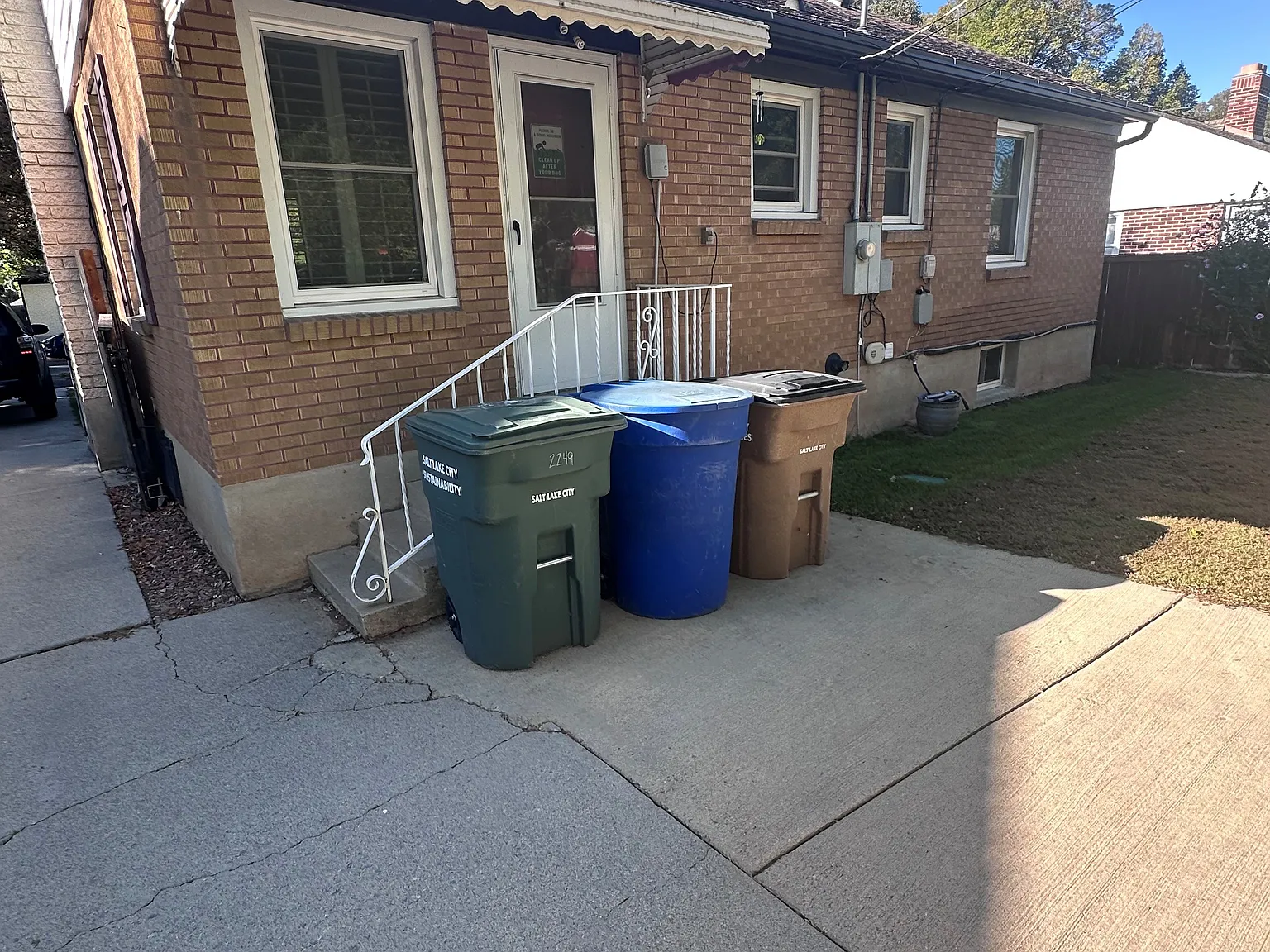 4 bed, 2200 sqft, $2,995 — Photo 4