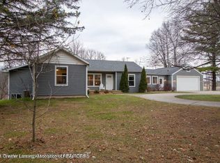 1332 W Clark Rd, Dewitt, MI 48820