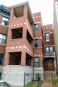 549 W Belmont Ave #3, Chicago, IL, 60657