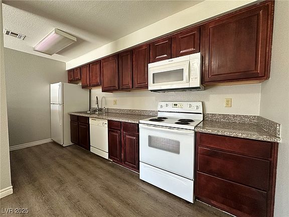 4th image of 5181 River Glen Dr Unit 172