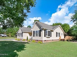 102 Pine Tree Ln, Four Oaks, NC 27524