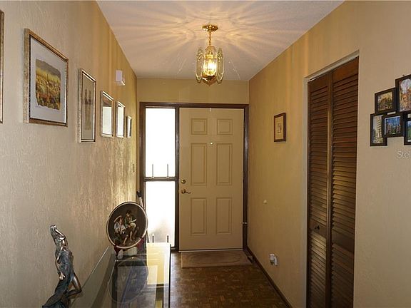 3rd image of 103 Northbrook Ln