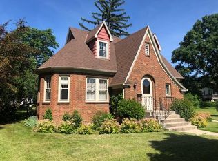 329 Lincoln St, Fort Atkinson, WI 53538