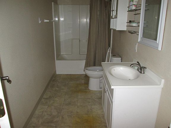 4th image of 5415 Detroit Ave SW #A