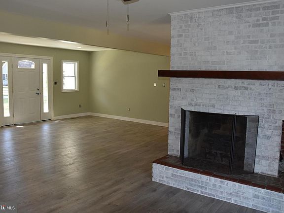 5th image of 32591 Meadow Branch Dr