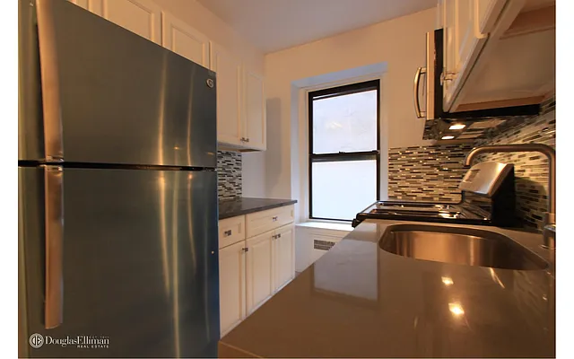 Rented by Douglas Elliman | media 1