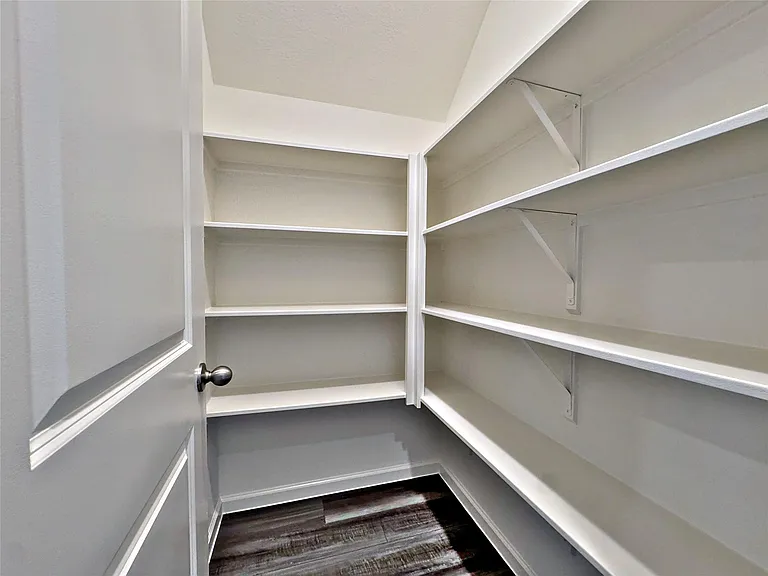 8431 Vacek Crossing Way — Photo 26