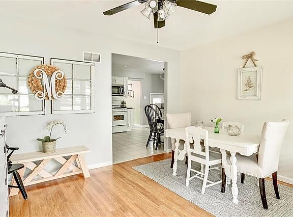 2nd image of 11117 Golf Crest Dr