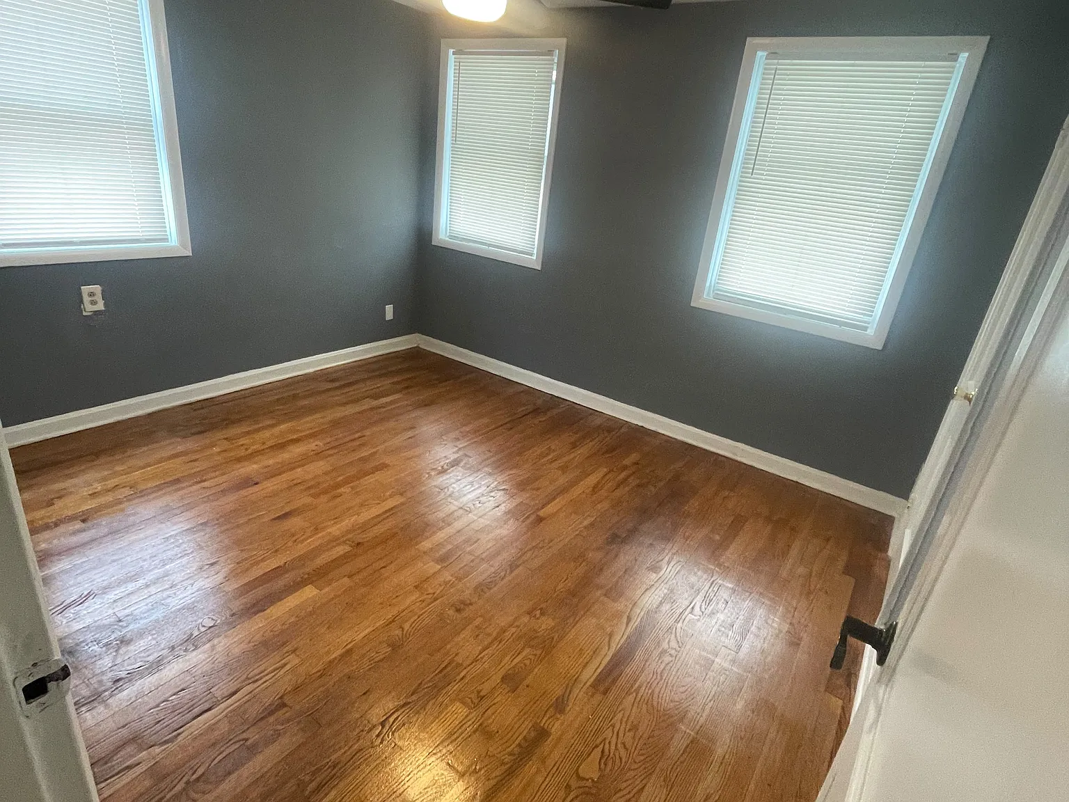 5 bed, 1280 sqft, $2,000 — Photo 3