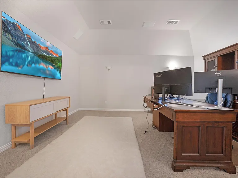 12615 Burnt Prairie Ln — Photo 19