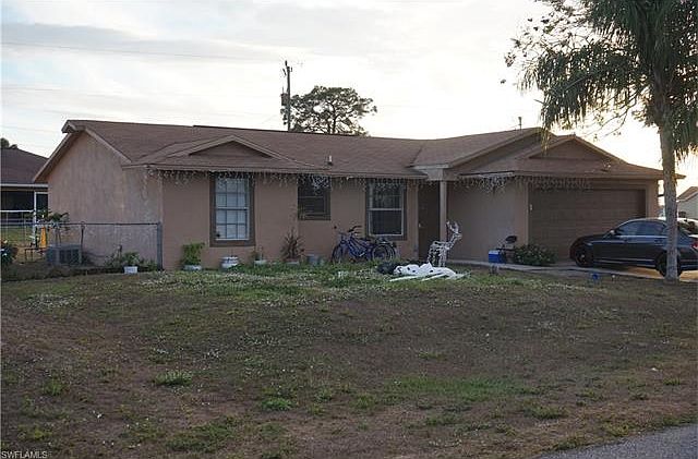 1st image of 404 NE 25th St