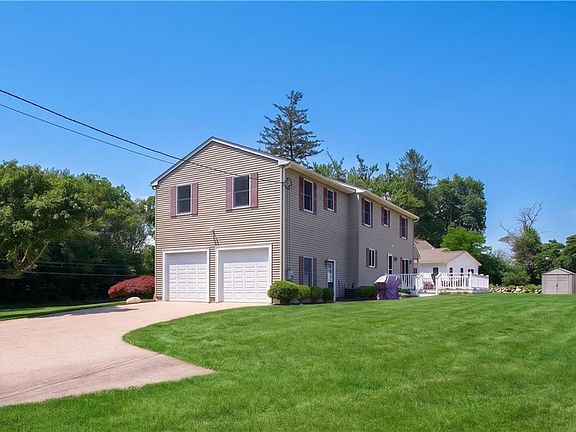 3rd image of 3 Courtney Ln