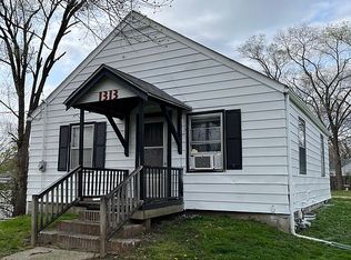 1313 Oak Park Ave, Des Moines, IA 50313
