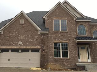 18302 Standwick Dr, Louisville, KY 40245