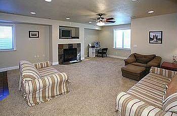 3rd image of 799 S Fairway Ct
