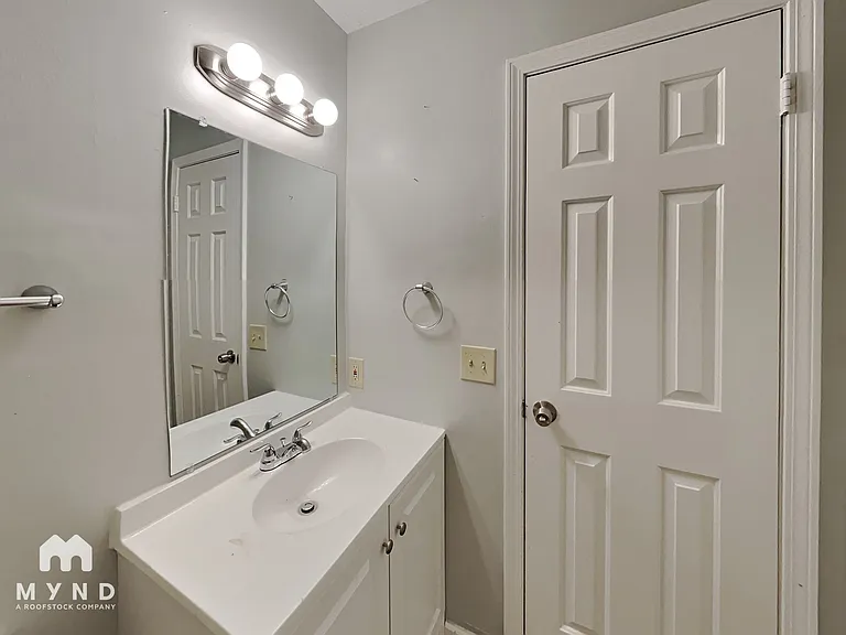 4645 Sandy Park Dr — Photo 11