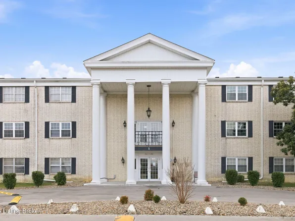 205 El Conquistador Pl, Louisville, KY 40220