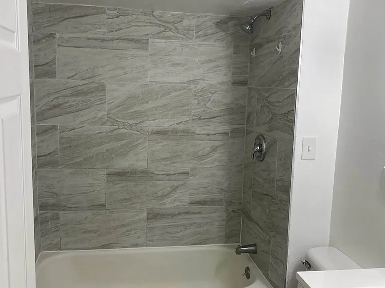 3257 W 88th St — Photo 2