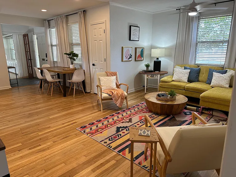 6401 Longwood Rd — Photo 36