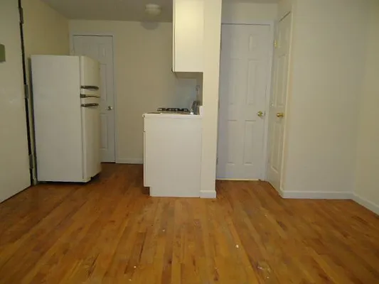 Rented by Hakeem Shahid, LREB | media 11