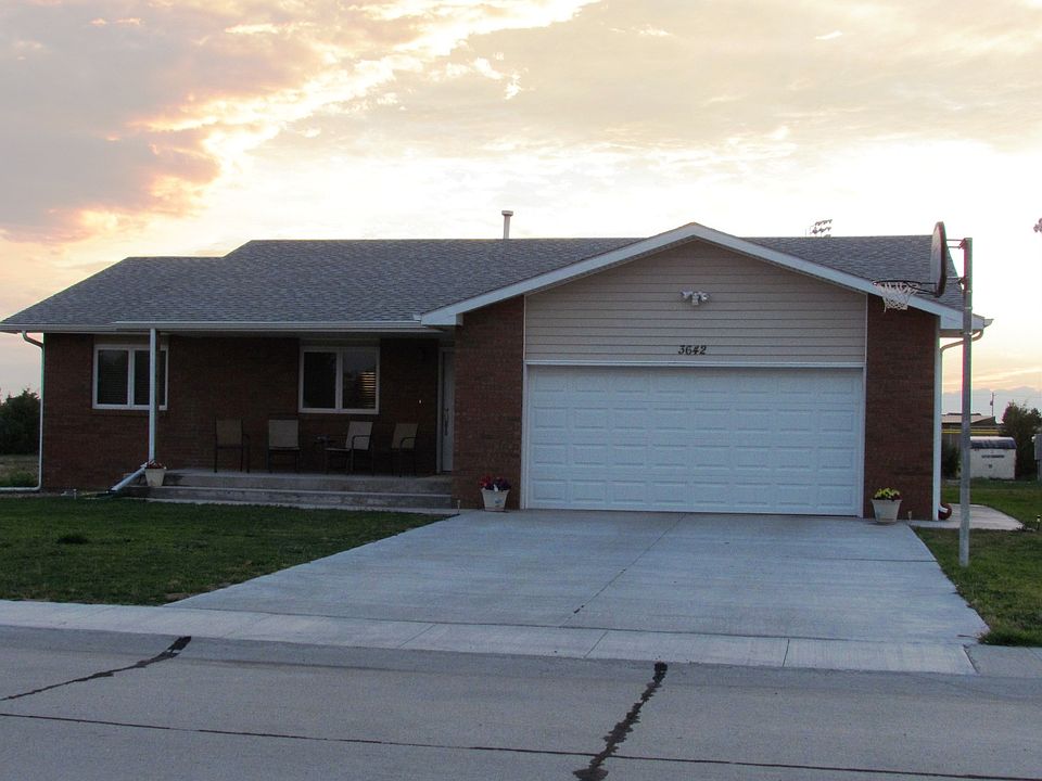 1st image of 3642 Laramie St