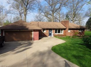 6342 Sunset Dr, Cleveland, OH 44125