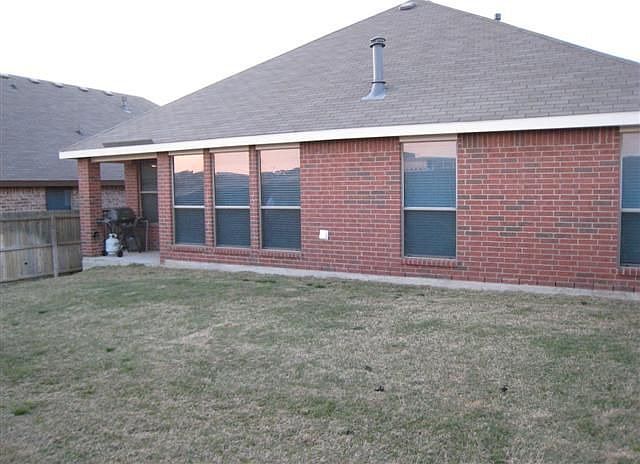 Pool-Sized Yard with covered patio for your grill!