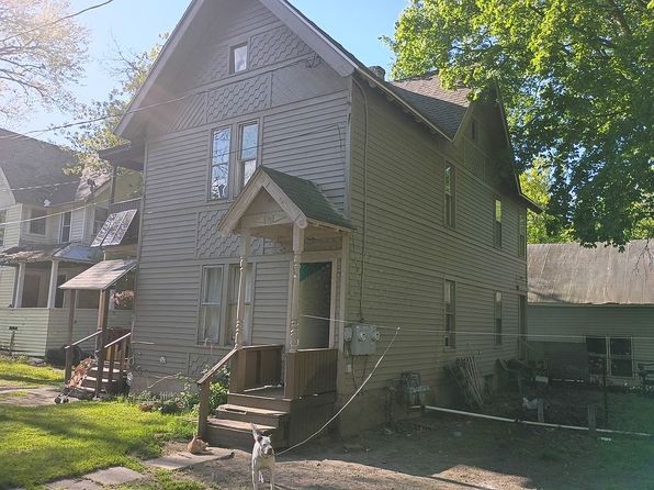 22-5 Woodside Ave