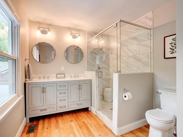 1301 Glenoaks Dr — Photo 11