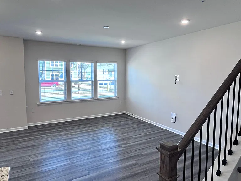 303 Parker Station Ave — Photo 8